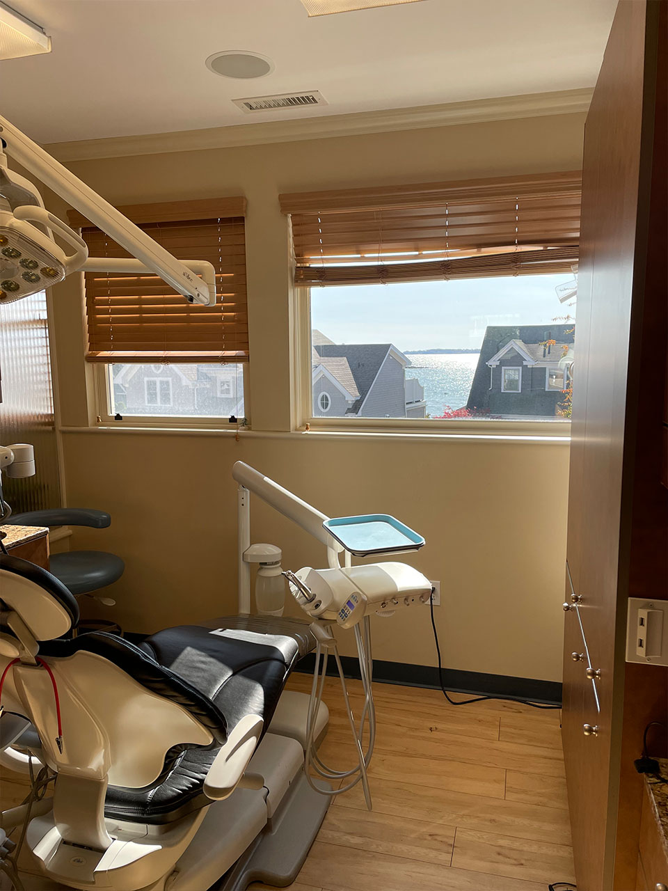 Smith Tano Dental Group | Dentures, Dental Fillings and ZOOM  Whitening